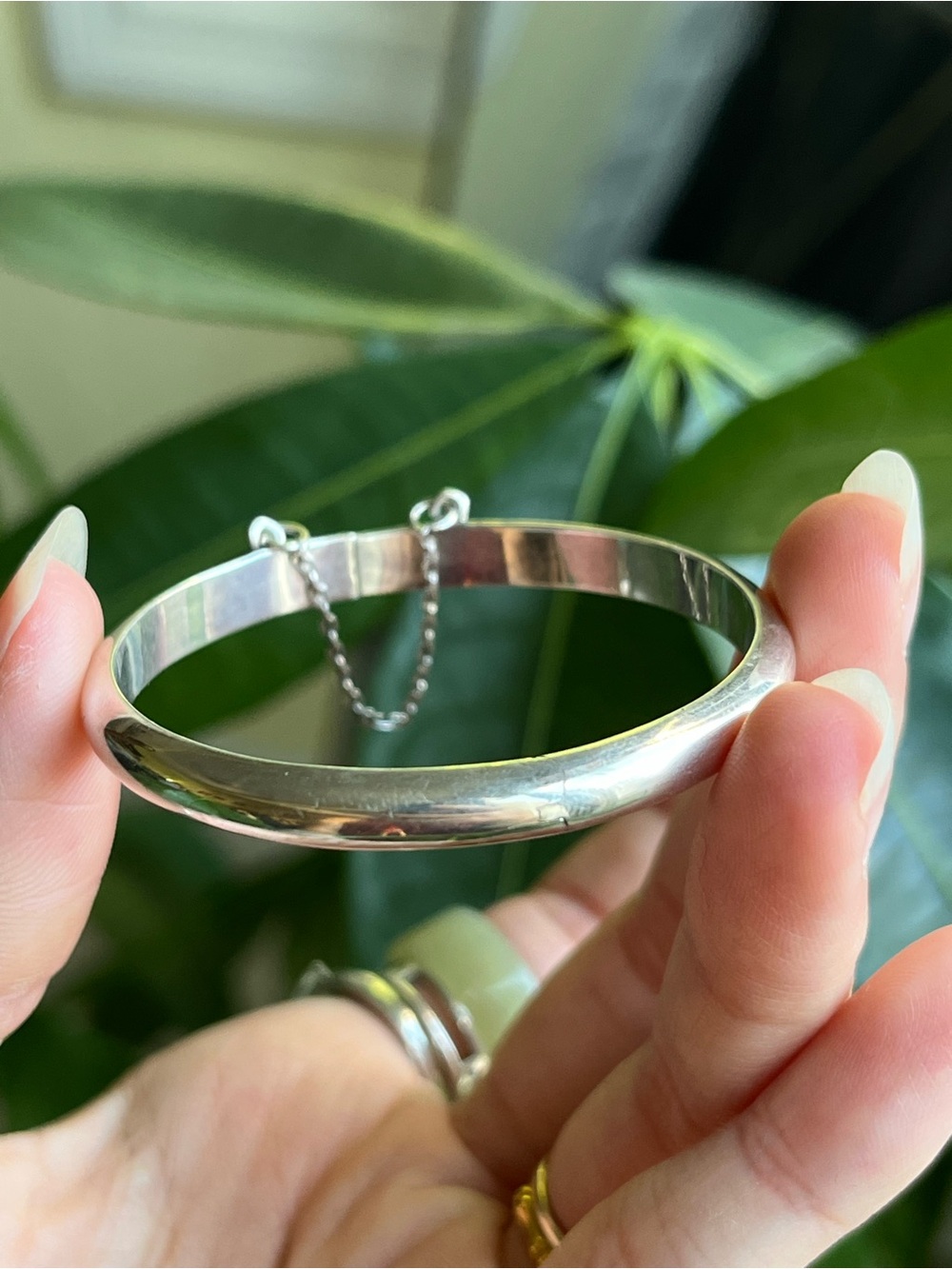 Vintage 925 Sterling Silver Child Bangle Bracelet with Push Clasp & Safety Chain